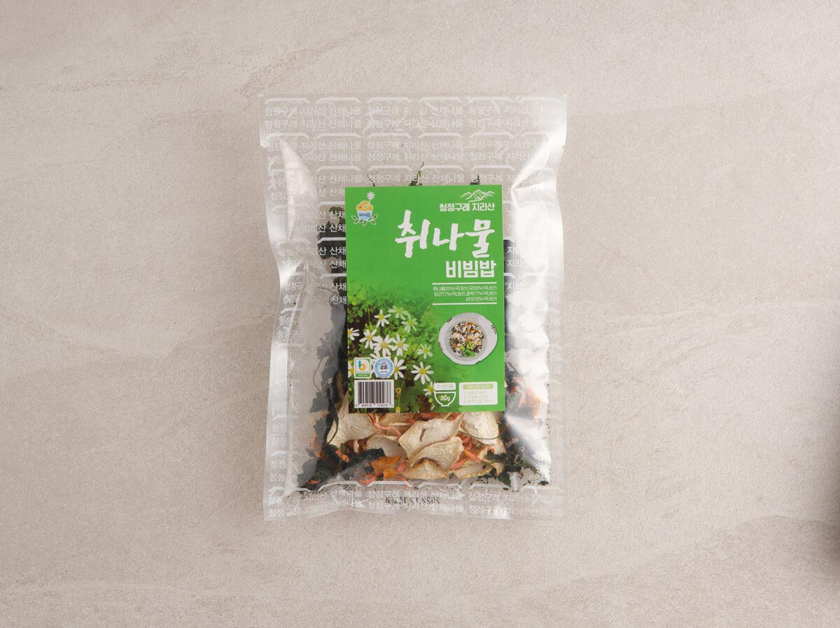30g 포장된 취나물 비빔밥 재료 한봉이 있다.